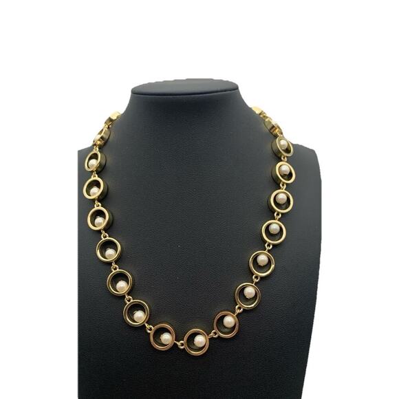 Ann Taylor Statement Necklace Gold tone Circle Chain Faux Pearls 18 Inches - Picture 1 of 4